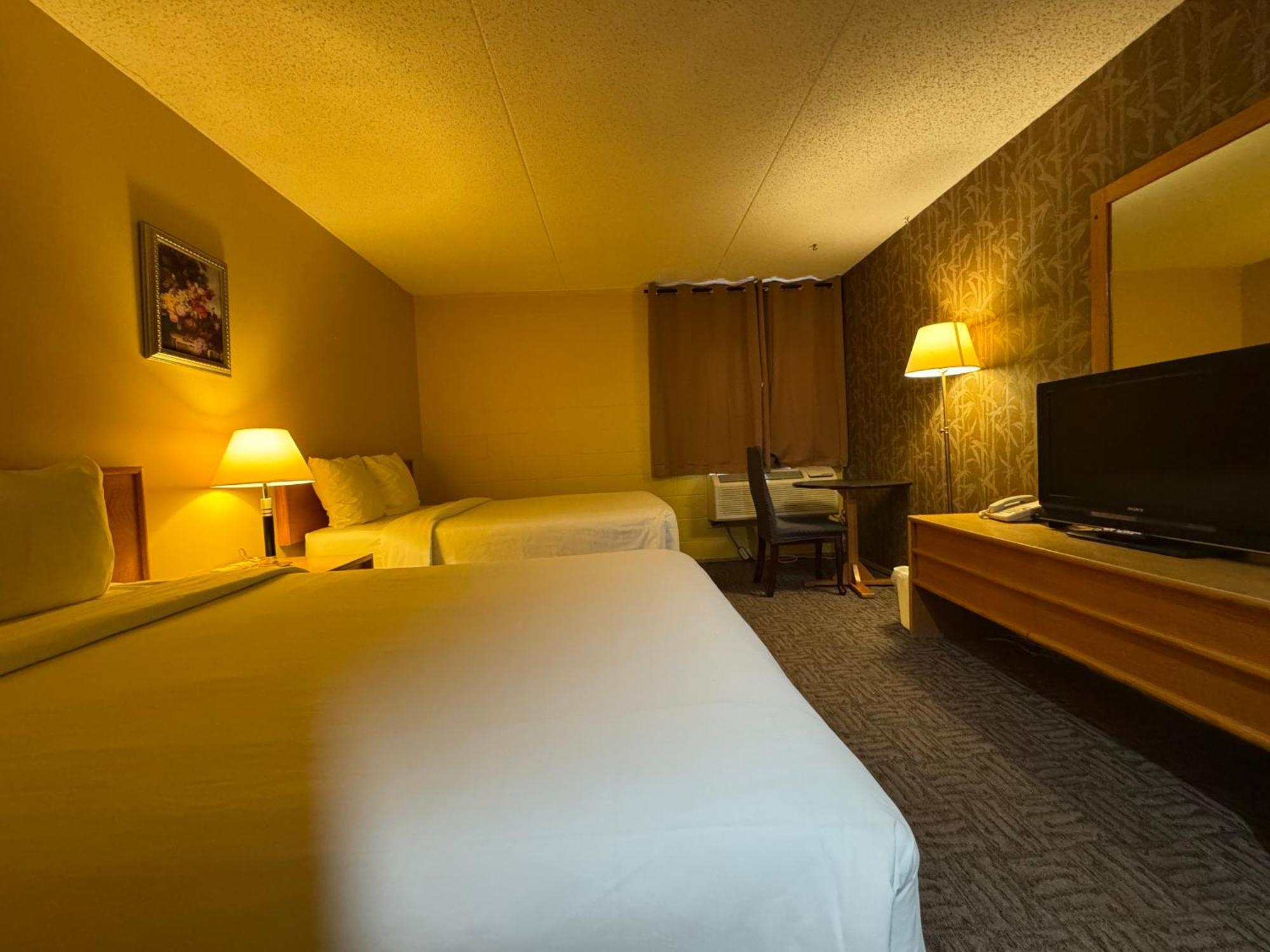 Best Stay Inn Melville エクステリア 写真